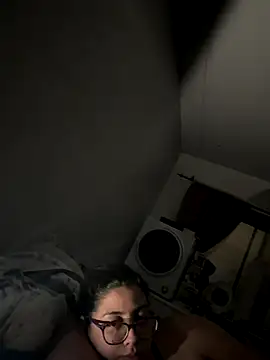 Snapshot of fabvalent chatting on 11-09-25, 06:06 fabvalent online show from 11-09-25, 06:06