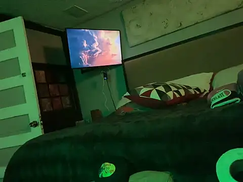 Snapshot of trash4cash chatting on 02-15-26, 02:34 trash4cash online show from 02-15-26, 02:34