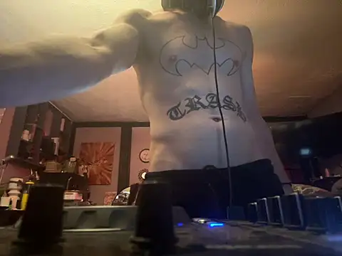 trash4cash online show from 04-08-26, 05:36