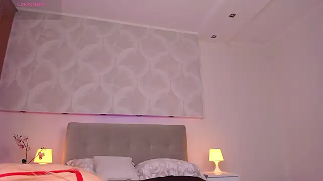 Snapshot of Erika_Carpenter chatting on 04-21-26, 01:42 Erika Carpenter online show from 04-21-26, 01:42