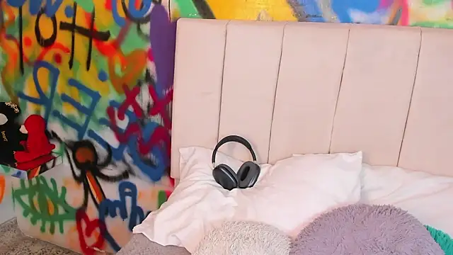 Snapshot of Liana_Bernocchi chatting on 02-28-26, 08:30 Liana Bernocchi online show from 02-28-26, 08:30