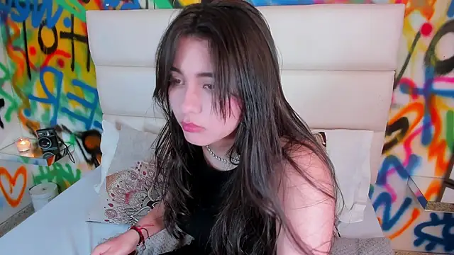 Liana Bernocchi online show from 12-20-25, 08:22