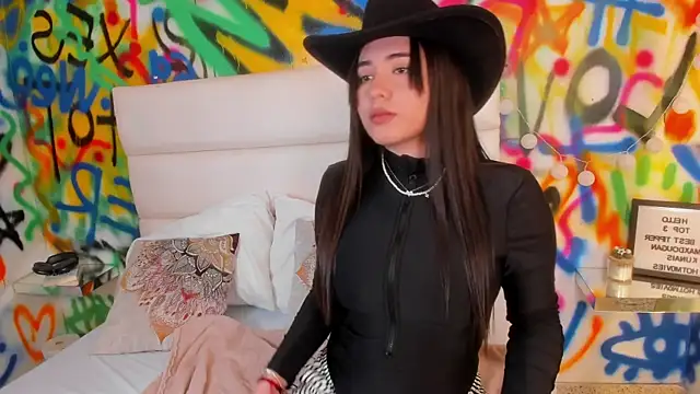 Liana Bernocchi online show from 11-22-25, 09:02