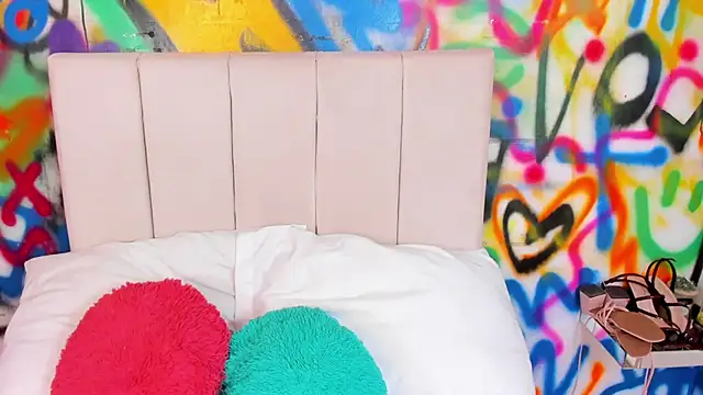 Snapshot of Liana_Bernocchi chatting on 03-04-26, 08:49 Liana Bernocchi online show from 03-04-26, 08:49