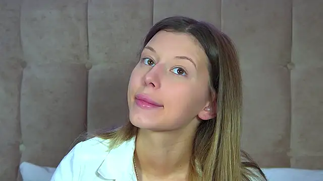 LiliaBianka online show from 09-15-25, 06:36