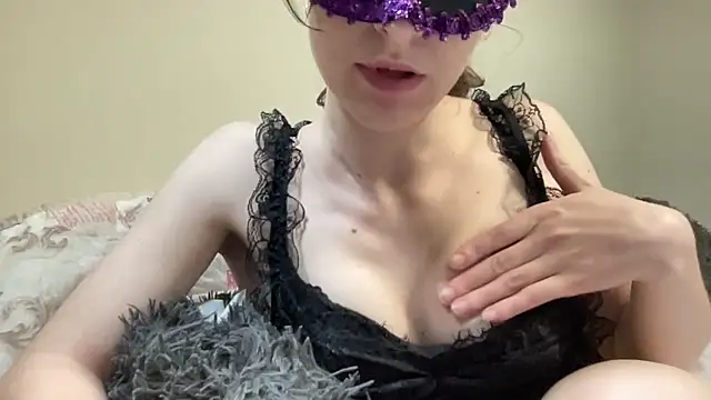 lexihot0000 online show from 04-21-26, 08:48