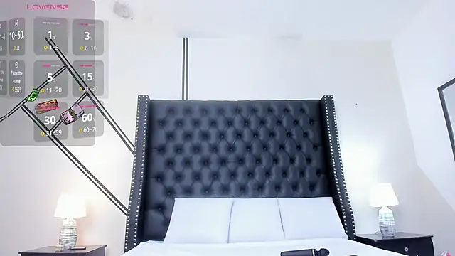  evelin diaz online show from 10-06-25, 12:50