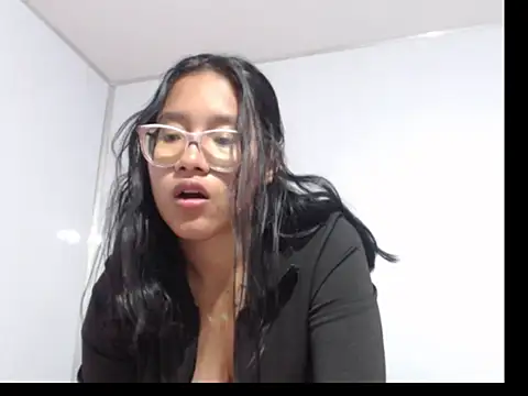 Snapshot of MargarethGarcia chatting on 09-13-25, 02:55 MargarethGarcia online show from 09-13-25, 02:55