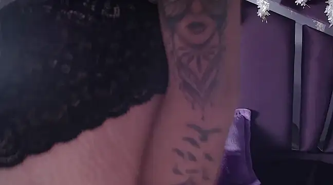 Snapshot of MaddyHudson chatting on 01-30-25, 08:31 MaddyHudson online show from 01-30-25, 08:31