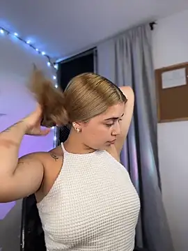 JoselinFlower  online show from 02-13-26, 01:27