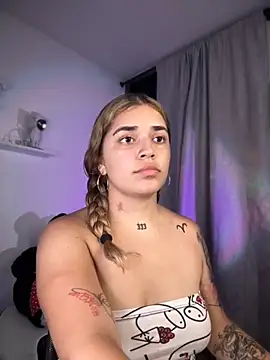 JoselinFlower  online show from 11-08-25, 02:37