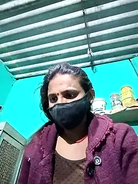Snapshot of Baby__Shreya chatting on 01-25-25, 07:18 Baby Shreya online show from 01-25-25, 07:18