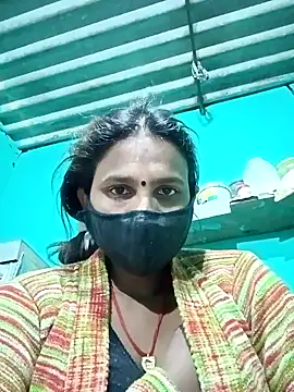 Snapshot of Baby__Shreya chatting on 02-07-25, 11:03 Baby Shreya online show from 02-07-25, 11:03