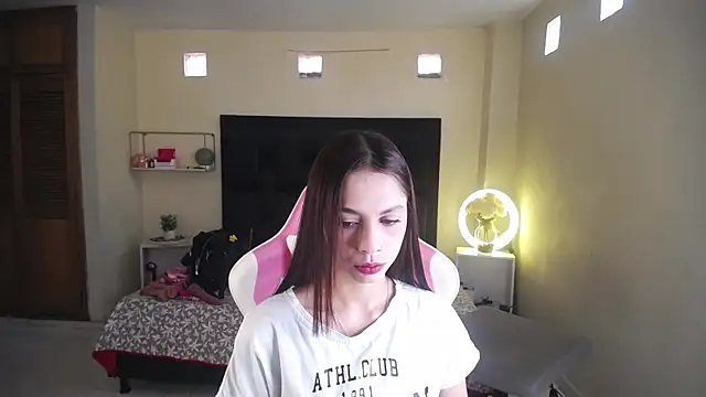 shanakendal2 online show from 10-30-25, 02:14