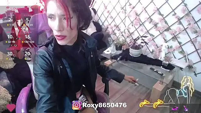 roxy roxxan online show from 06-22-26, 07:22