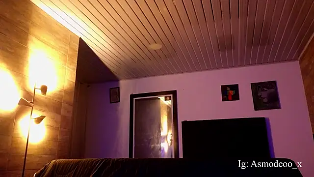 AsmodeoCox online show from 04-15-26, 06:19