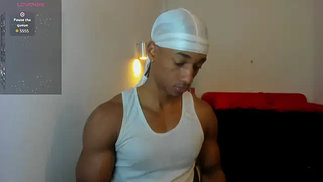 Malkongarcia online show from 11-08-25, 02:31