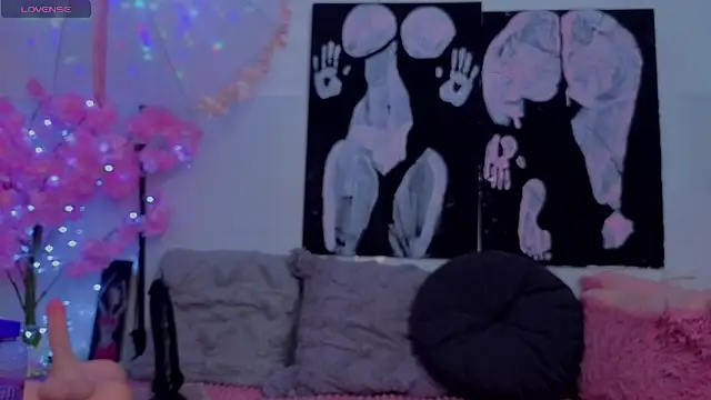 Snapshot of KilyetVera3x chatting on 02-13-26, 04:56 KilyetVera3x online show from 02-13-26, 04:56