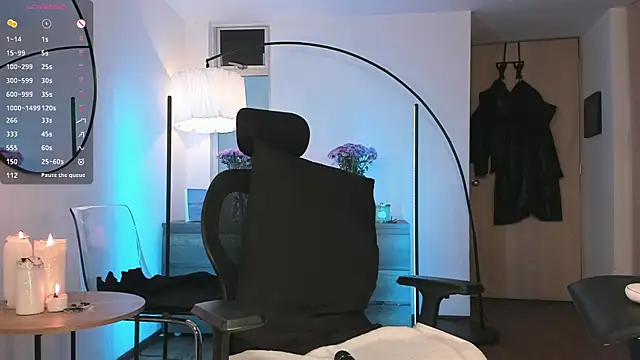 ariana fitl  online show from 11-27-25, 10:59