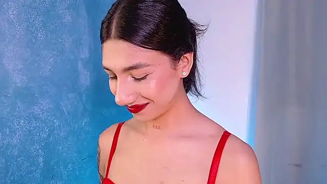 Snapshot of sofiaa_grey_ chatting on 01-31-25, 01:23 sofiaa grey online show from 01-31-25, 01:23