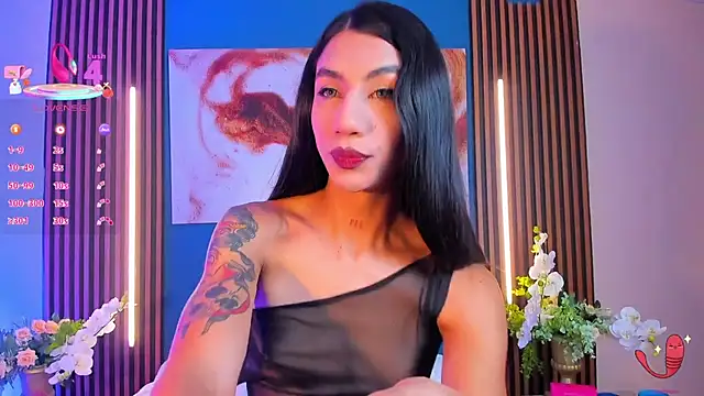 Snapshot of sofiaa_grey_ chatting on 09-14-25, 01:33 sofiaa grey online show from 09-14-25, 01:33