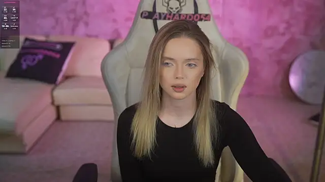 Cassy-Celestial  online show from 04-12-26, 07:22