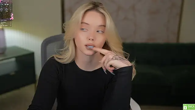 Snapshot of Cassy-Celestial_ chatting on 02-27-25, 06:02 Cassy-Celestial online show from 02-27-25, 06:02