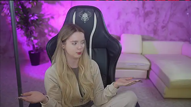 Cassy-Celestial  online show from 11-24-25, 06:02