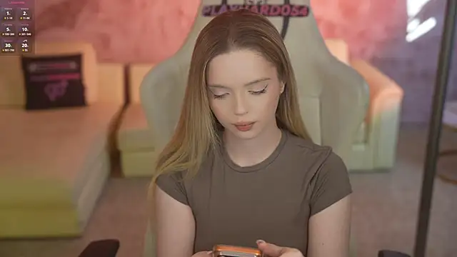 Snapshot of Cassy-Celestial_ chatting on 02-01-26, 08:45 Cassy-Celestial online show from 02-01-26, 08:45