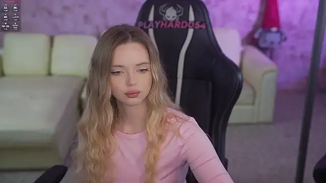 Snapshot of Cassy-Celestial_ chatting on 02-08-26, 08:01 Cassy-Celestial online show from 02-08-26, 08:01