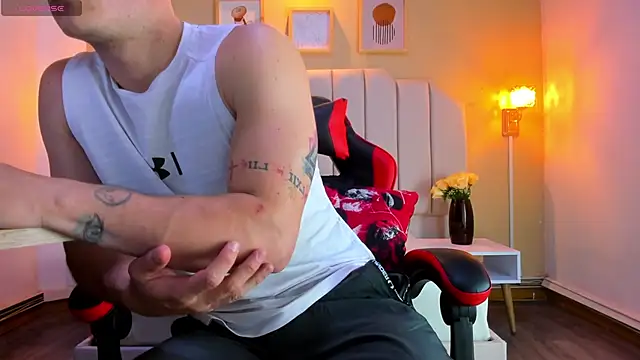 juan prior online show from 11-21-25, 01:21