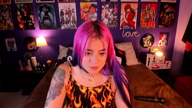 anne cross online show from 11-08-25, 03:43