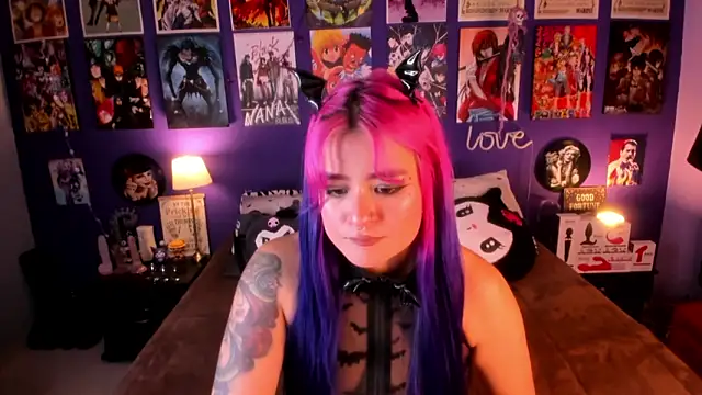 anne cross online show from 10-29-25, 03:49