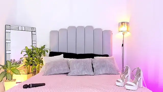 Scarlett Steelee online show from 12-21-25, 04:52