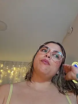 Juliietha servas online show from 03-15-26, 01:23