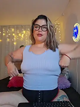 Snapshot of Juliietha_servas chatting on 05-08-26, 12:47 Juliietha servas online show from 05-08-26, 12:47