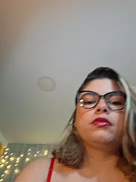 Snapshot of Juliietha_servas chatting on 05-30-26, 11:43 Juliietha servas online show from 05-30-26, 11:43