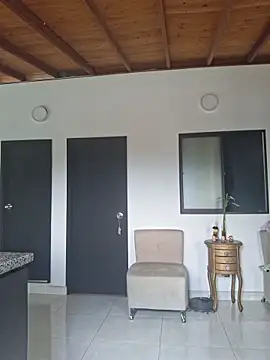 Juliietha servas online show from 04-14-26, 05:51