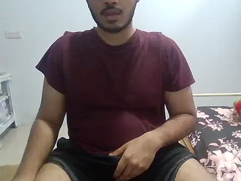 Snapshot of alesssterling chatting on 05-22-26, 11:41 alesssterling online show from 05-22-26, 11:41
