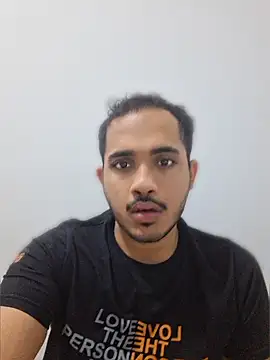 Snapshot of alesssterling chatting on 03-15-26, 02:46 alesssterling online show from 03-15-26, 02:46