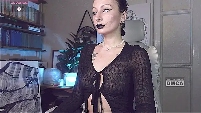 Snapshot of _owner chatting on 03-13-25, 06:01 owner online show from 03-13-25, 06:01