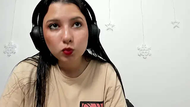 cami-01 online show from 12-15-25, 08:25