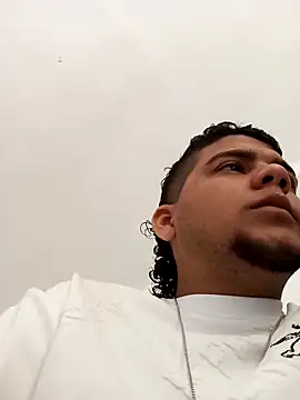 Nathan mason  online show from 03-05-25, 01:06