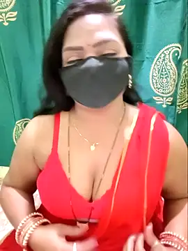 Snapshot of NEHA-DESHI chatting on 10-04-25, 10:55 NEHA-DESHI online show from 10-04-25, 10:55