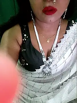 Snapshot of NEHA-DESHI chatting on 09-24-25, 08:04 NEHA-DESHI online show from 09-24-25, 08:04