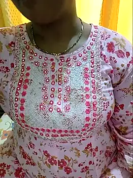 Snapshot of NEHA-DESHI chatting on 10-19-25, 11:13 NEHA-DESHI online show from 10-19-25, 11:13