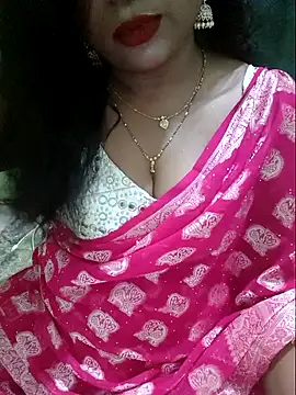 Snapshot of NEHA-DESHI chatting on 10-08-25, 10:32 NEHA-DESHI online show from 10-08-25, 10:32