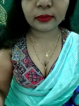 Snapshot of NEHA-DESHI chatting on 09-08-25, 07:24 NEHA-DESHI online show from 09-08-25, 07:24