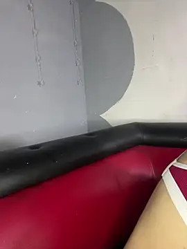 Snapshot of Azuna25 chatting on 02-18-26, 07:43 Azuna25 online show from 02-18-26, 07:43