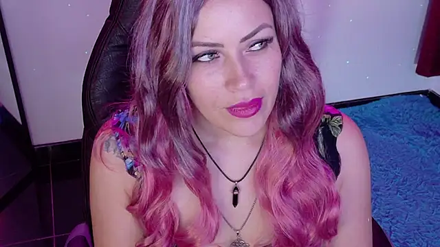 Snapshot of Natalia_Montoya chatting on 09-23-25, 02:51 Natalia Montoya online show from 09-23-25, 02:51